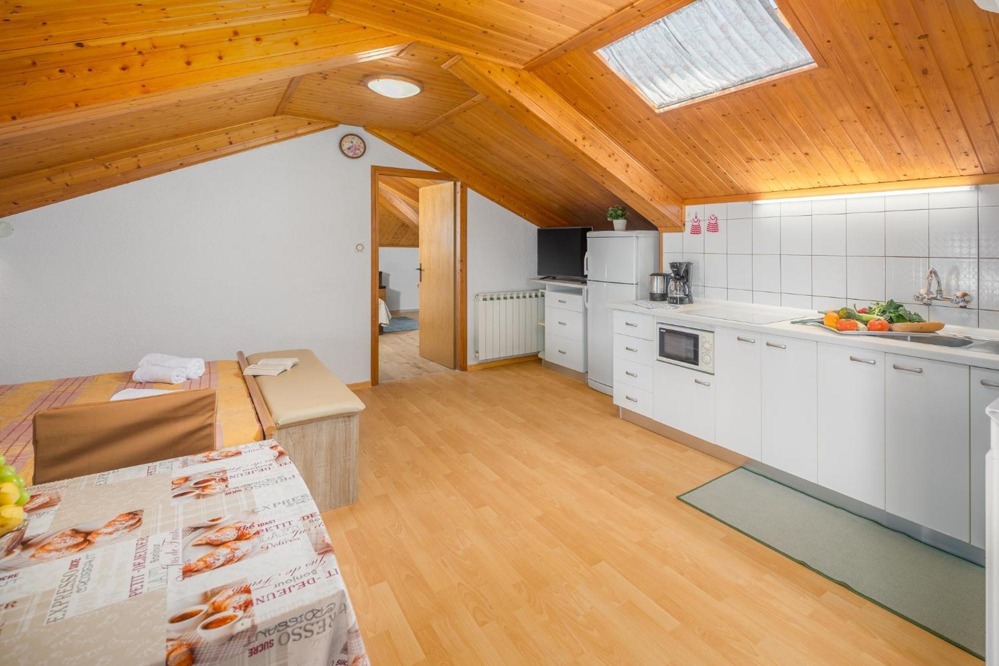 Apartments By The Sea Zambratija, Umag - 2557 Pokój zdjęcie